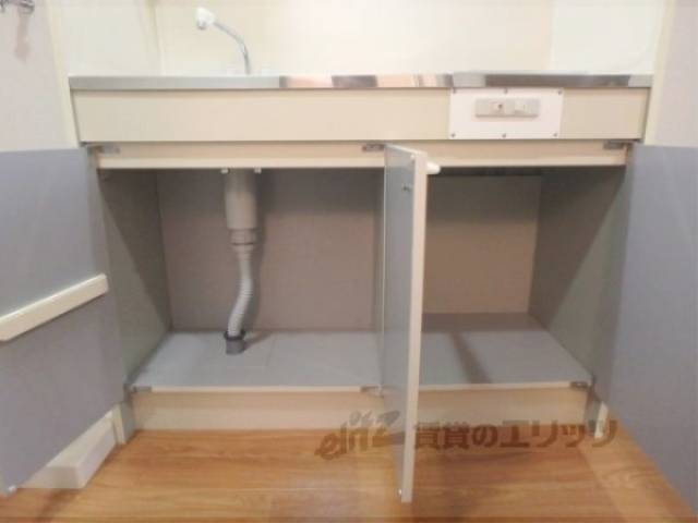 キッチン　収納