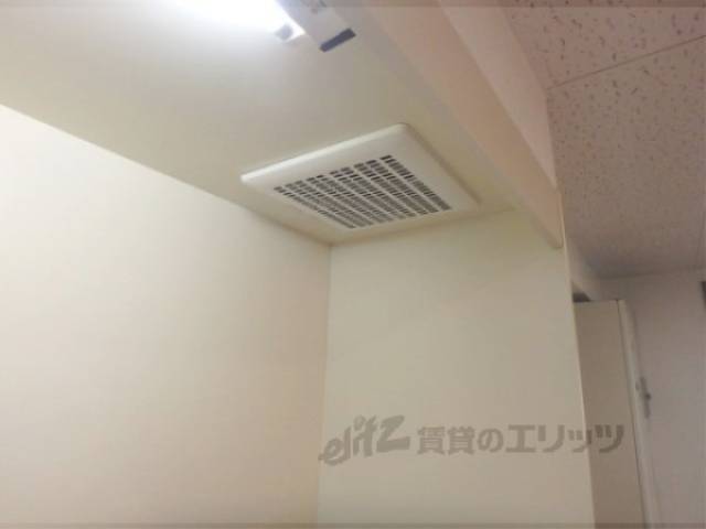 キッチン　換気扇
