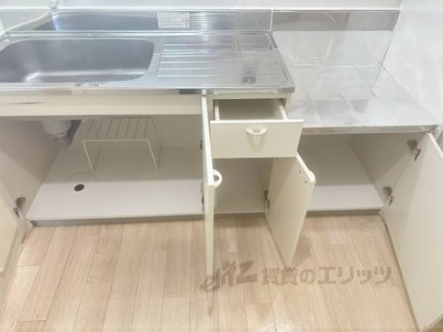 キッチン　下収納