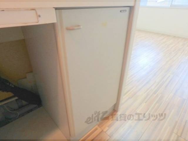 収納　キッチン下