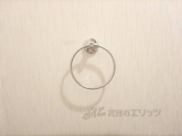 トイレ　タオル掛け