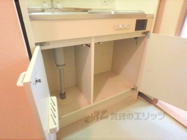 キッチン　キッチン下部収納