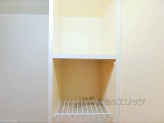 キッチン　キッチン上部棚