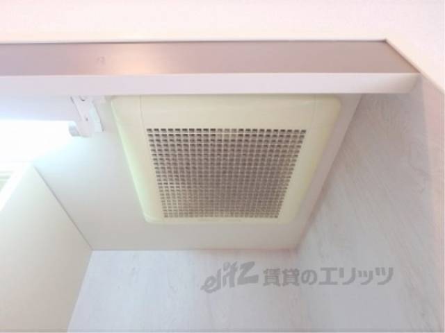 キッチン　換気扇
