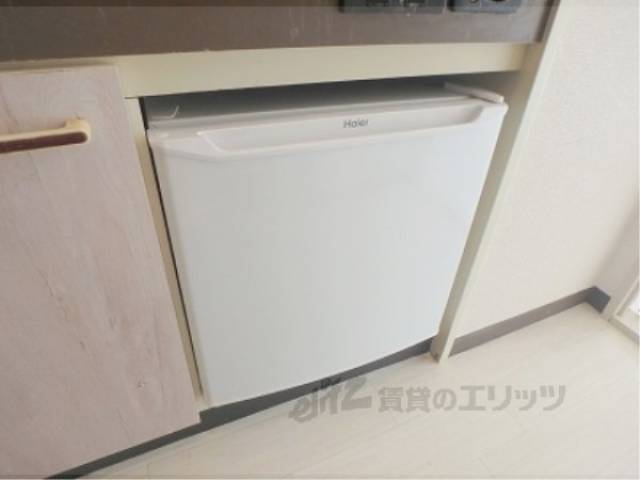 冷蔵庫置場　備え付け