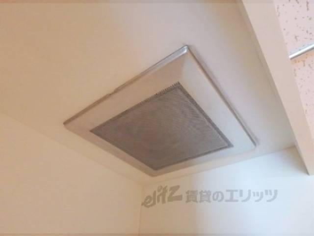 キッチン　換気扇