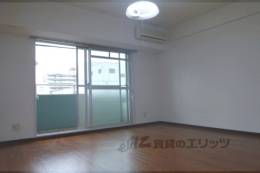 高辻ロイヤルフラッツ室内写真2