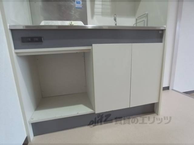 キッチン　キッチン下収納