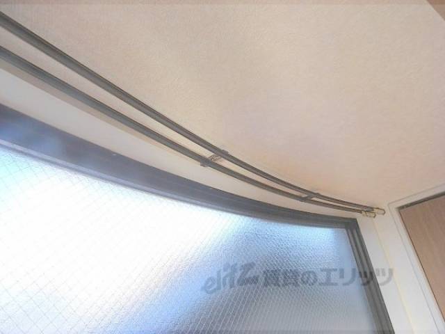 カーテンレール