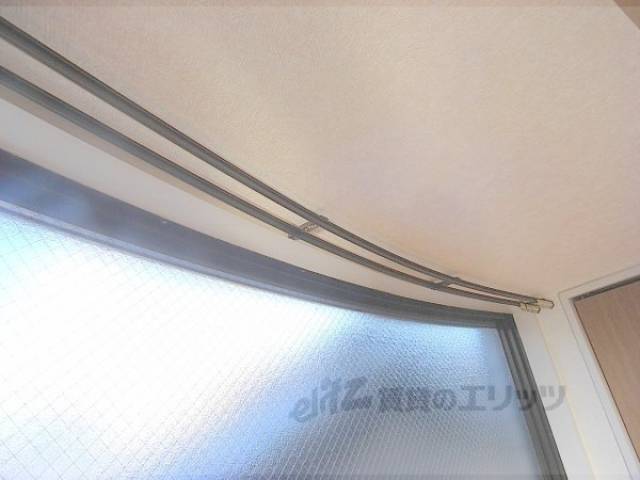 カーテンレール