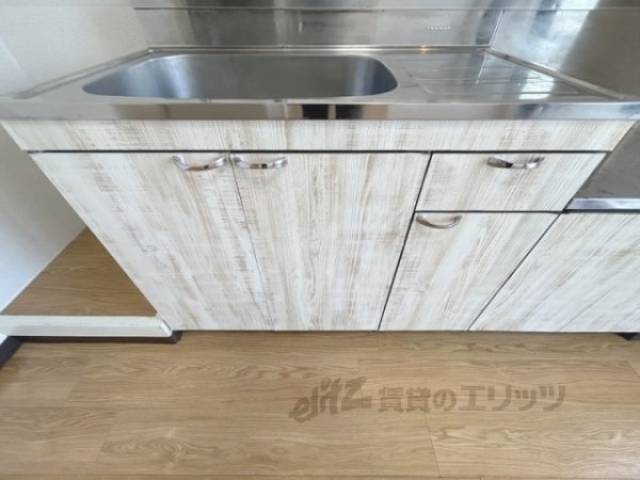キッチン　下部収納