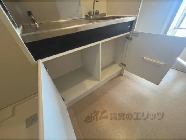 キッチン　下部収納