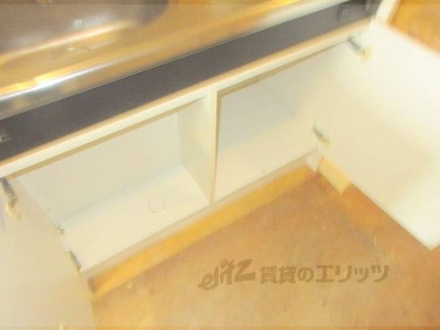キッチン　収納