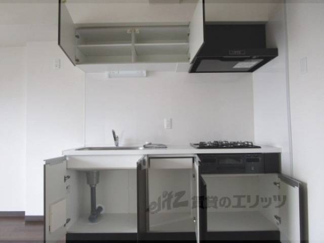 キッチン　収納