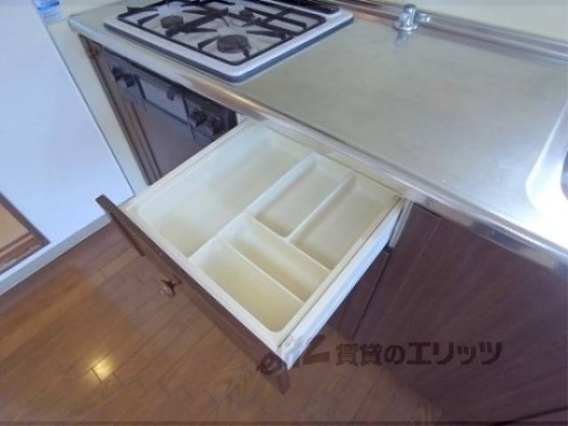 キッチン下部収納