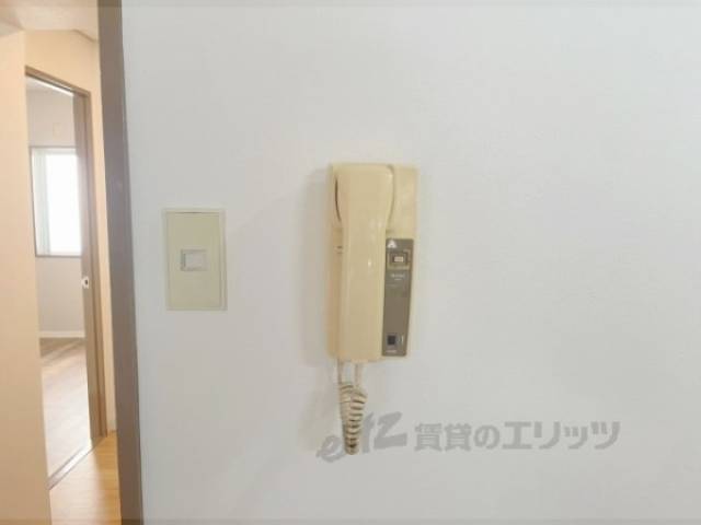 インターホン