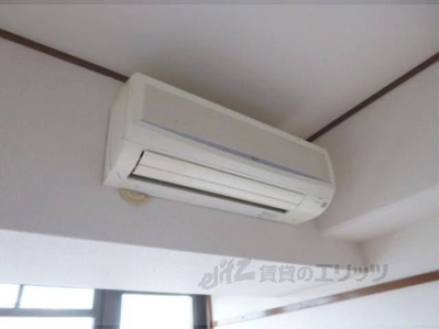 エアコン　洋室のエアコンです