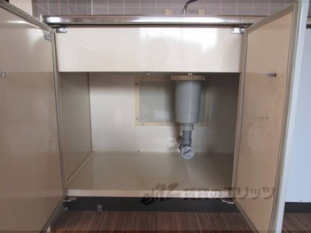 キッチン　下部収納