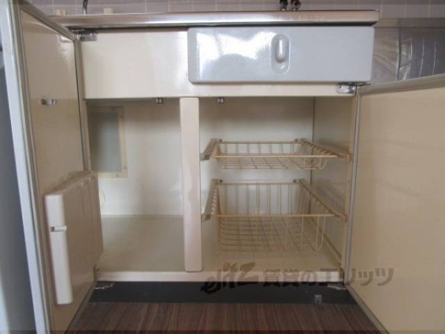 キッチン　下部収納
