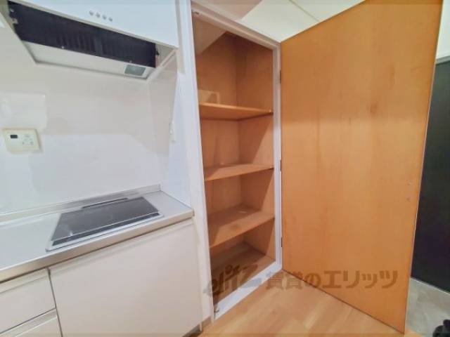 キッチン　収納