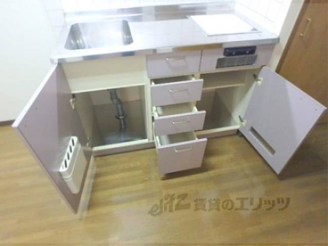 キッチン　収納