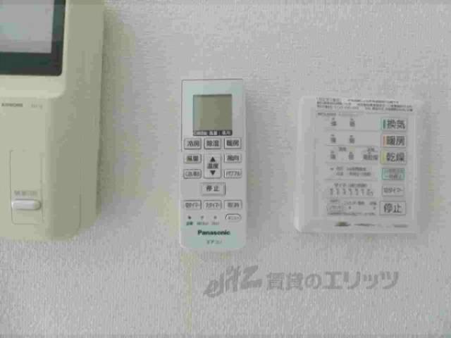 エアコン　リモコン