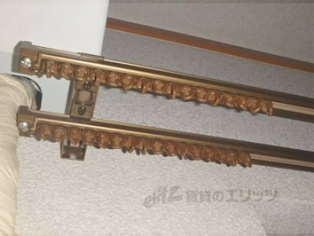 カーテンレール