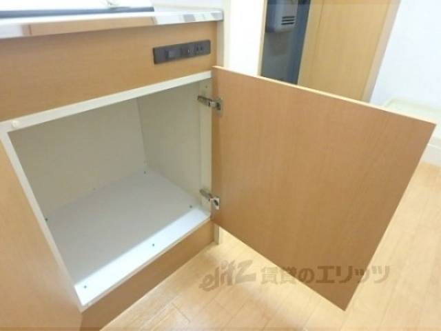 キッチン　収納