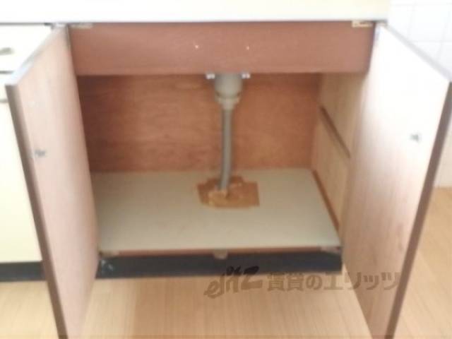キッチン　キッチン下部収納
