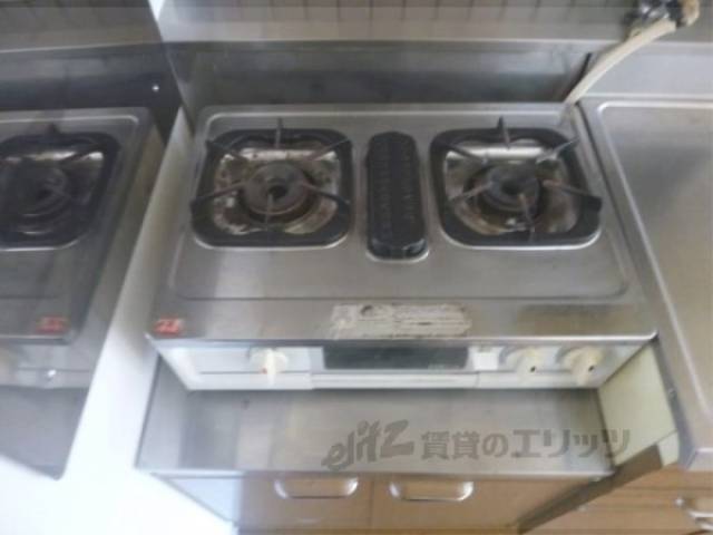 キッチン　ガスコンロ