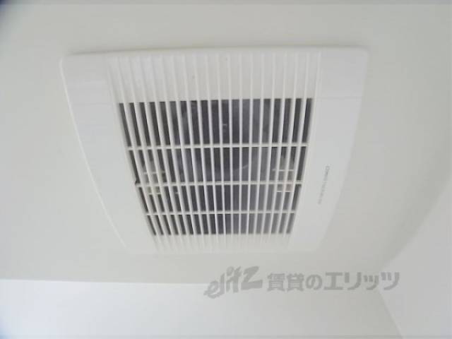 キッチン　換気扇