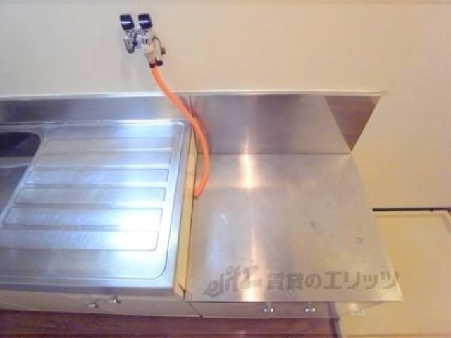キッチン　コンロ置場