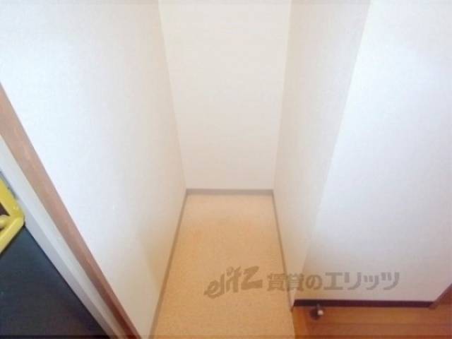 下駄箱　下駄箱置き場