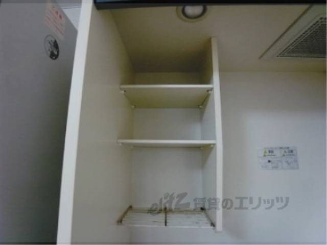 キッチン　棚