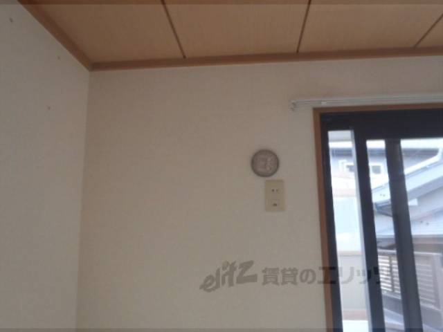 洋室　エアコン設置場