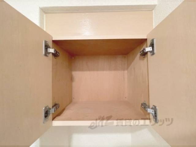 収納　トイレ上