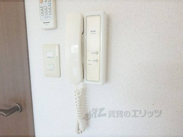 インターホン