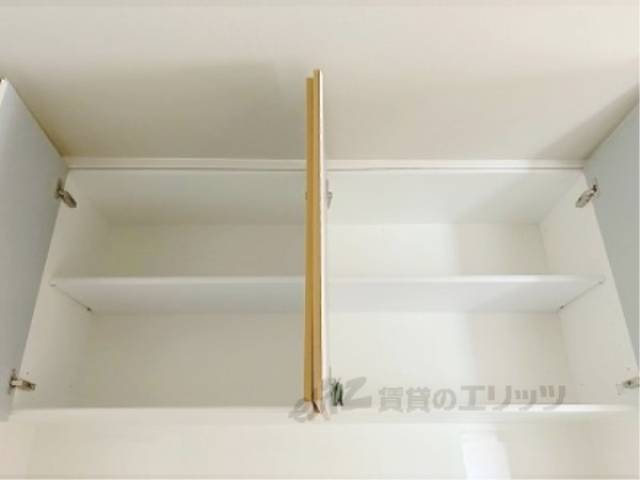 キッチン　上部収納