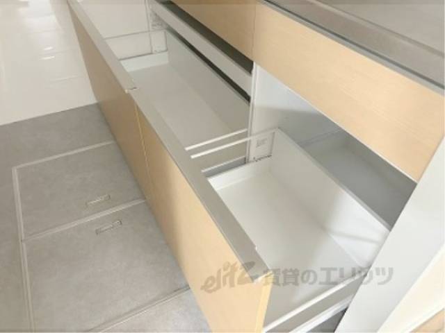 キッチン　下部収納