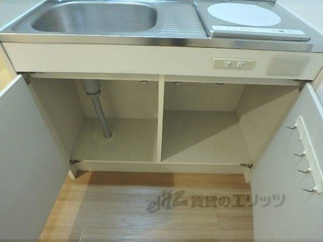 キッチン　下部収納