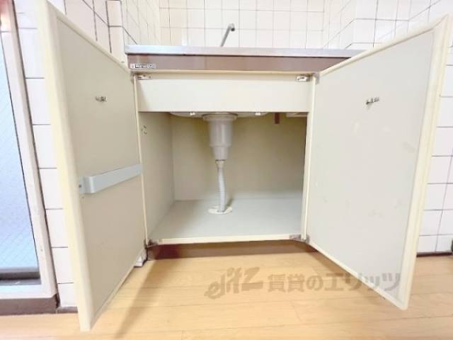 キッチン　下部収納