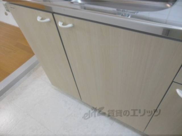 キッチン　下部収納