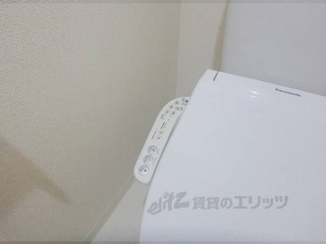 トイレ　ウォシュレット