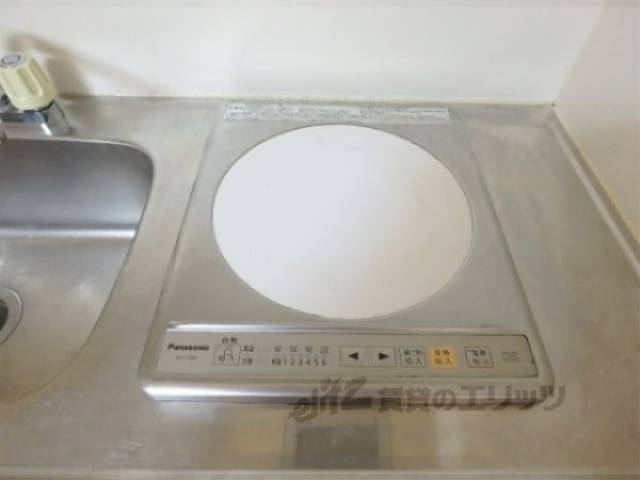 キッチン　コンロ