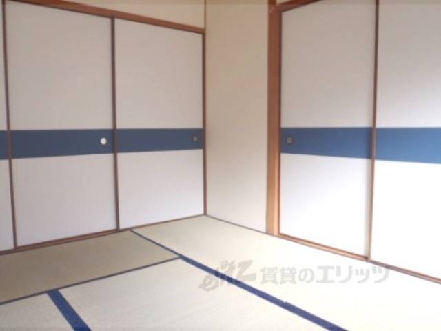 トイレ　広々６帖