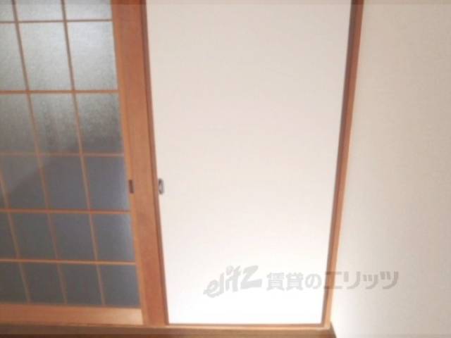 収納　洋室収納