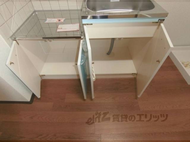 キッチン 収納