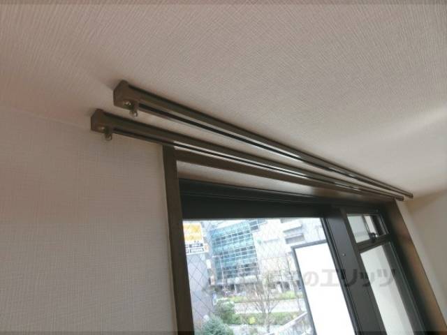 カーテンレール