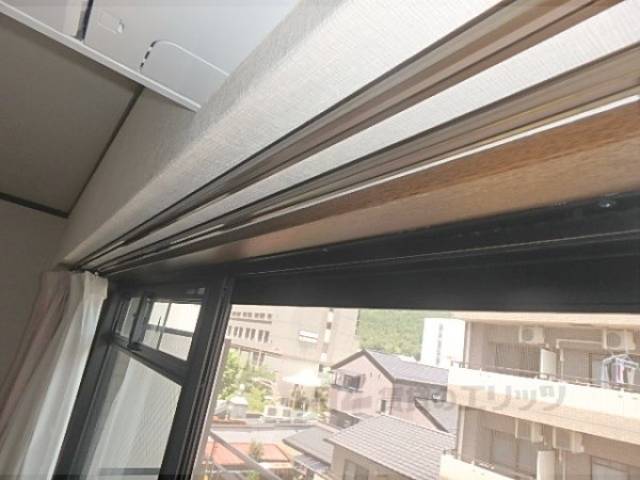 イメージ写真　カーテンレール