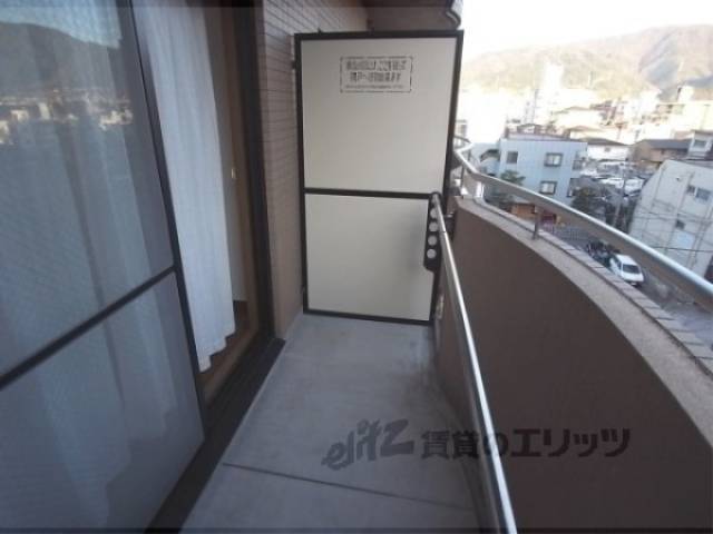 ベランダ　５階だから安心。